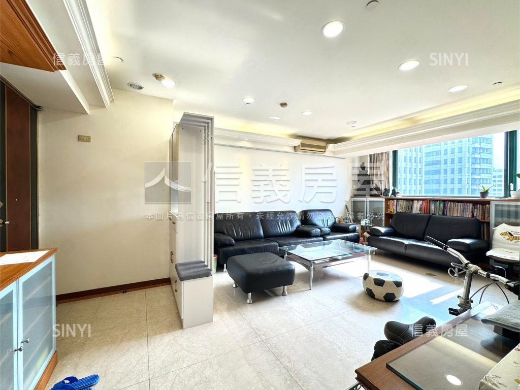 仁愛新城★高樓美邸附車位房屋室內格局與周邊環境