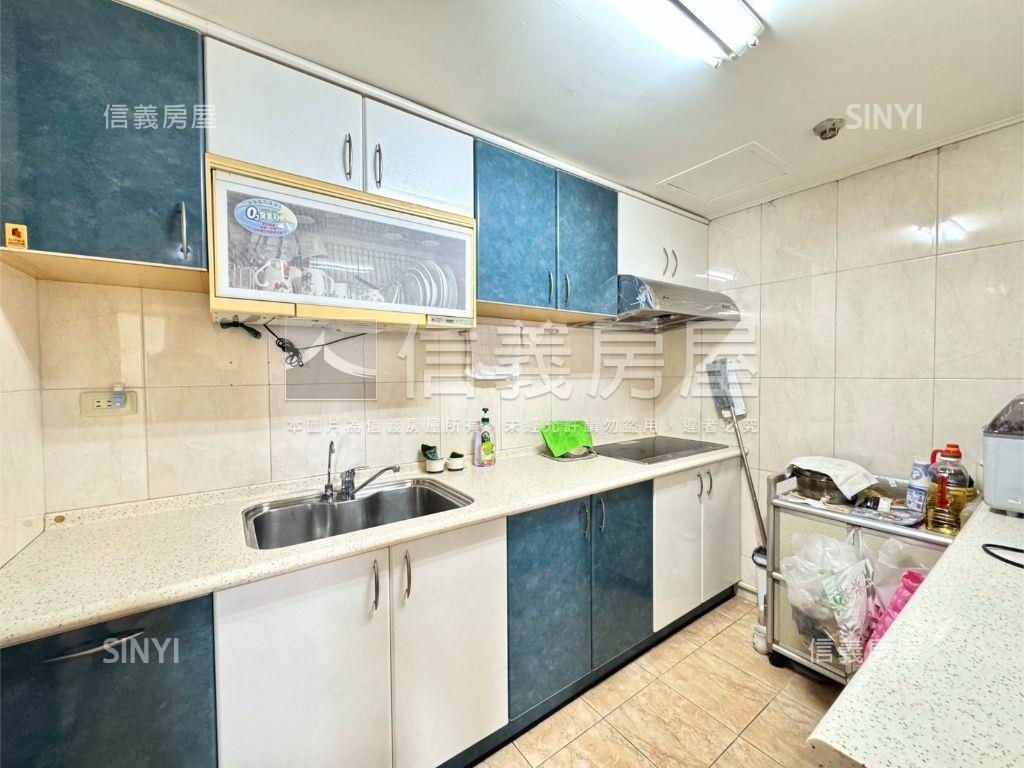 仁愛新城★高樓美邸附車位房屋室內格局與周邊環境