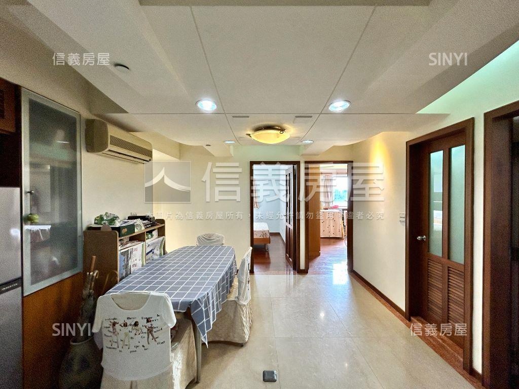 仁愛新城★高樓美邸附車位房屋室內格局與周邊環境