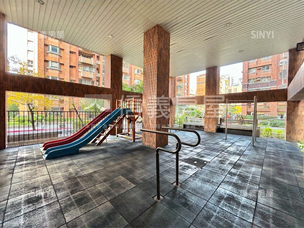 仁愛新城★高樓美邸附車位房屋室內格局與周邊環境