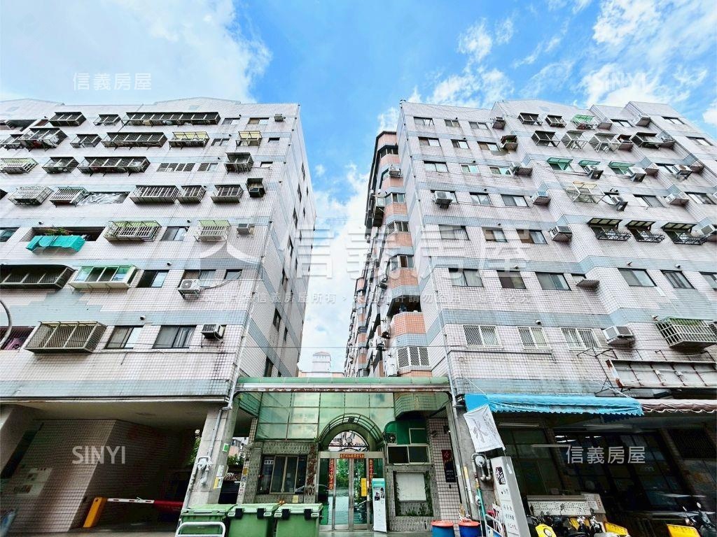 文心凱旋一期四房房屋室內格局與周邊環境
