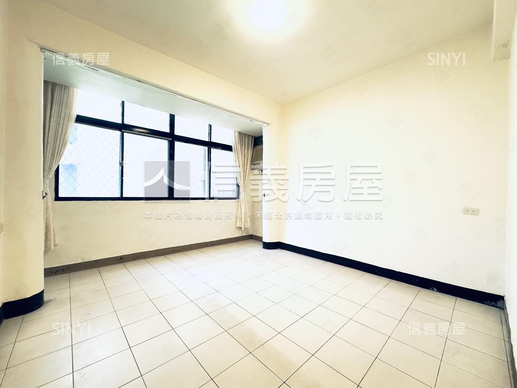 學區明亮二樓美宅房屋室內格局與周邊環境