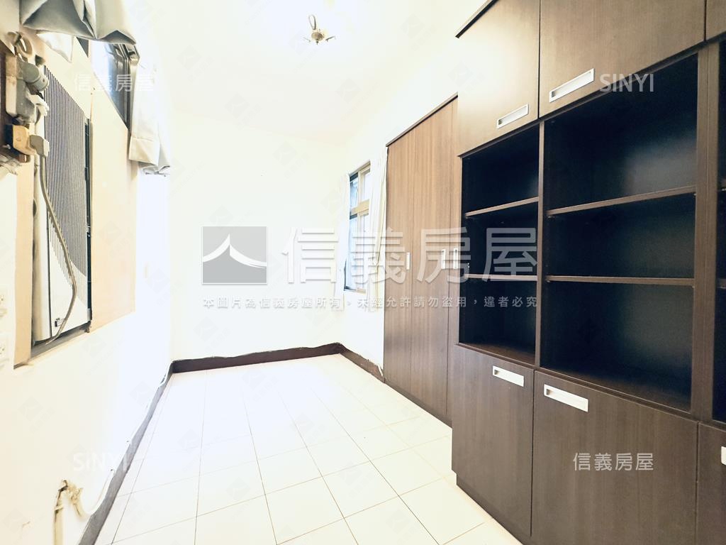 學區明亮二樓美宅房屋室內格局與周邊環境