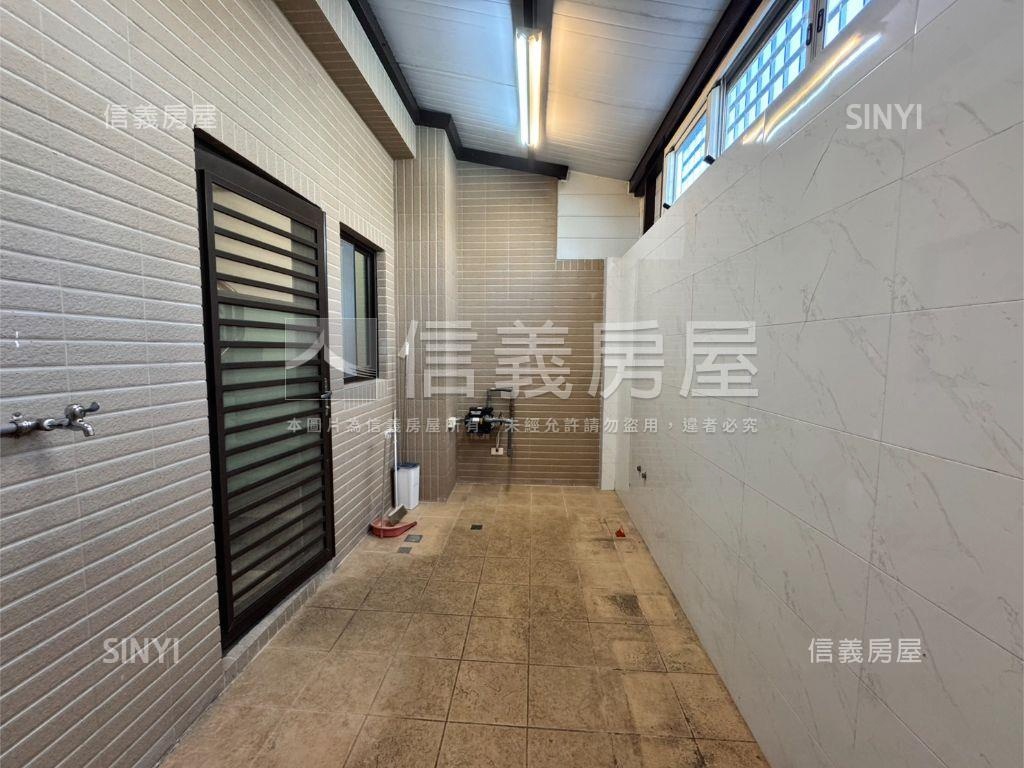 宜蘭火車站金透天房屋室內格局與周邊環境