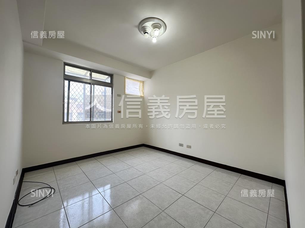 邊間高樓採光新貴２＋１房房屋室內格局與周邊環境