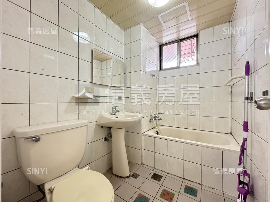 邊間高樓採光新貴２＋１房房屋室內格局與周邊環境