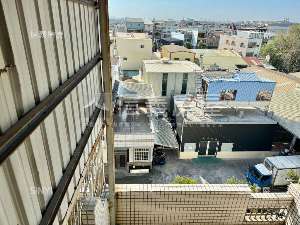 一見傾心純白簡約美宅房屋室內格局與周邊環境