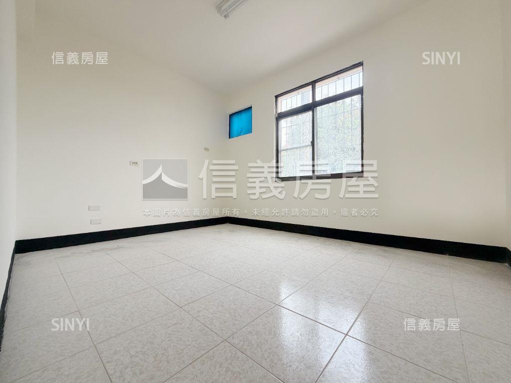 一見傾心純白簡約美宅房屋室內格局與周邊環境