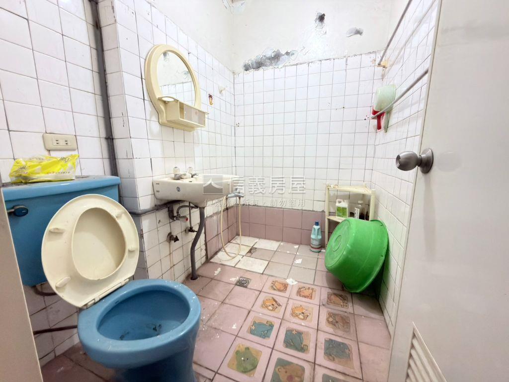 華美公寓房屋室內格局與周邊環境