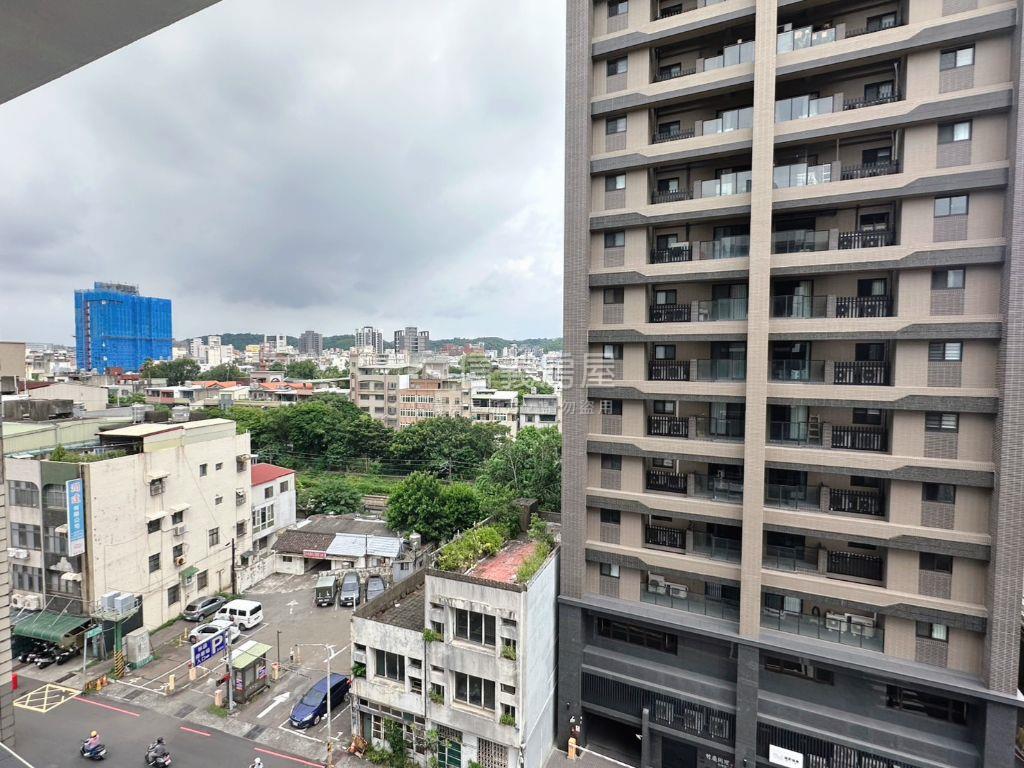 有謙４１大坪數空間房屋室內格局與周邊環境