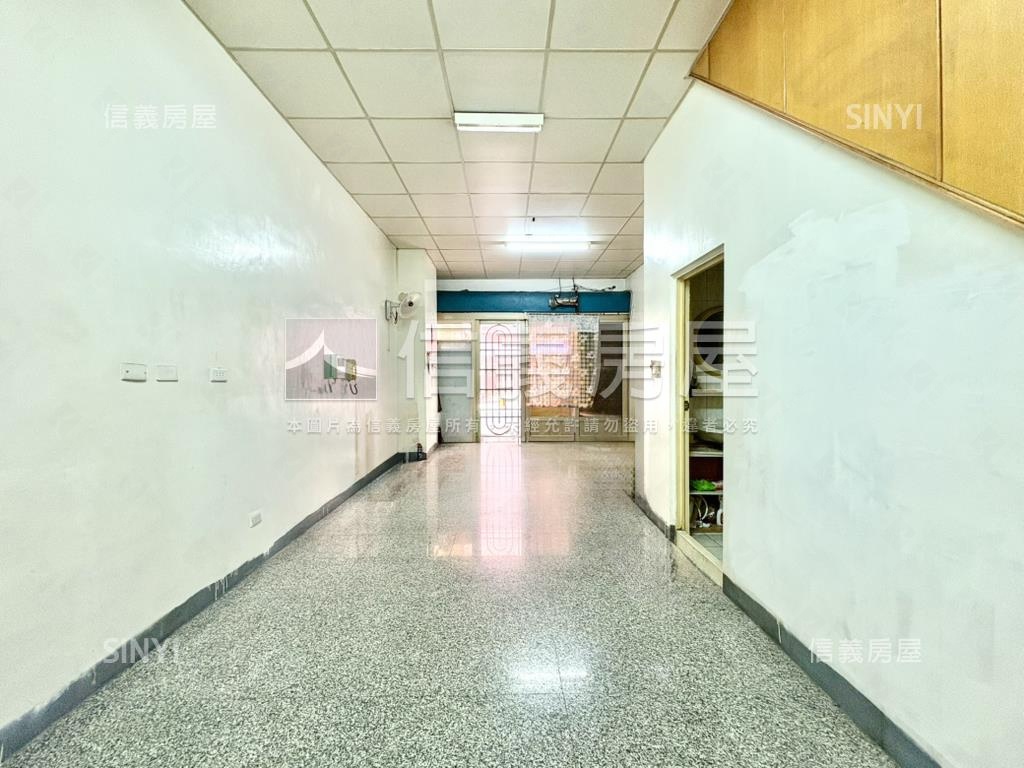 三塊厝車站正街好住金樓店房屋室內格局與周邊環境