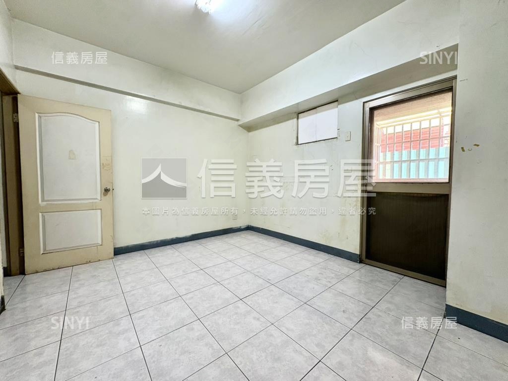 三塊厝車站正街好住金樓店房屋室內格局與周邊環境