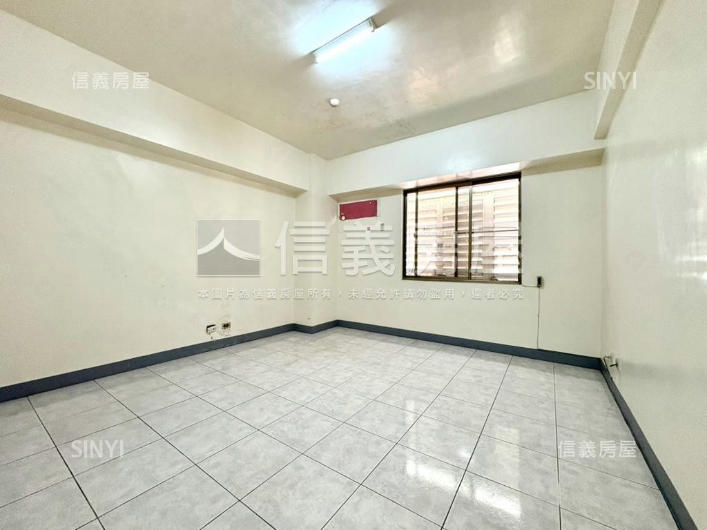 三塊厝車站正街好住金樓店房屋室內格局與周邊環境