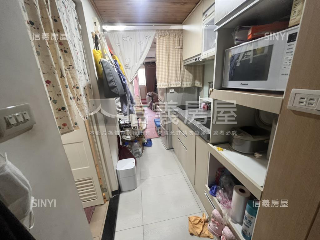 近晴光商圈電梯優美屋房屋室內格局與周邊環境