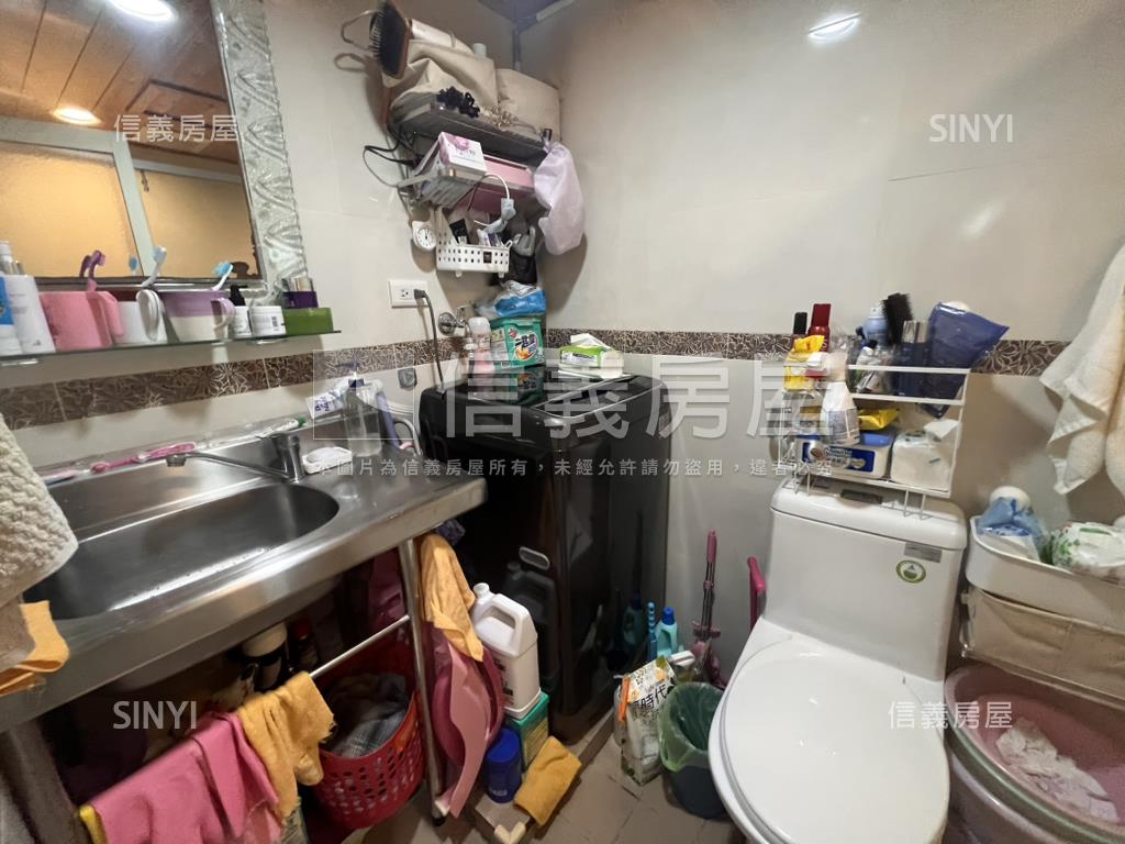 近晴光商圈電梯優美屋房屋室內格局與周邊環境