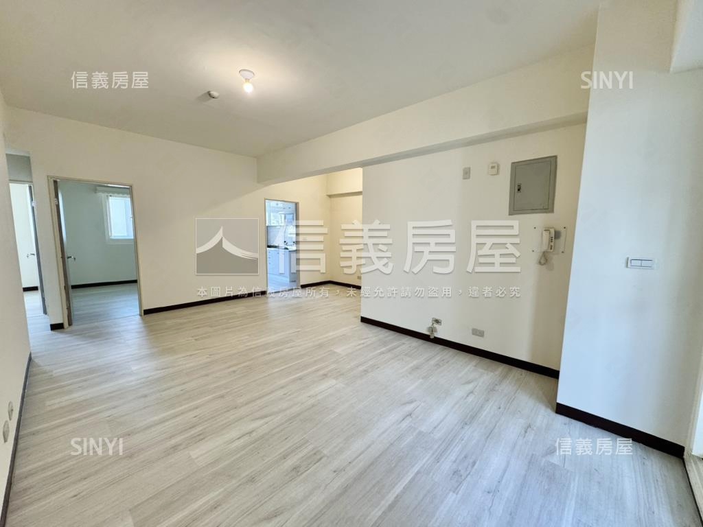 公園景觀大三房房屋室內格局與周邊環境