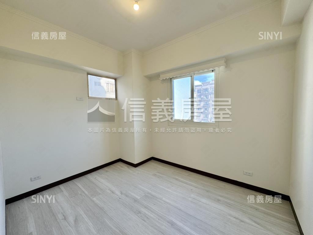 公園景觀大三房房屋室內格局與周邊環境