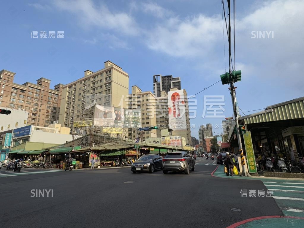 公園景觀大三房房屋室內格局與周邊環境