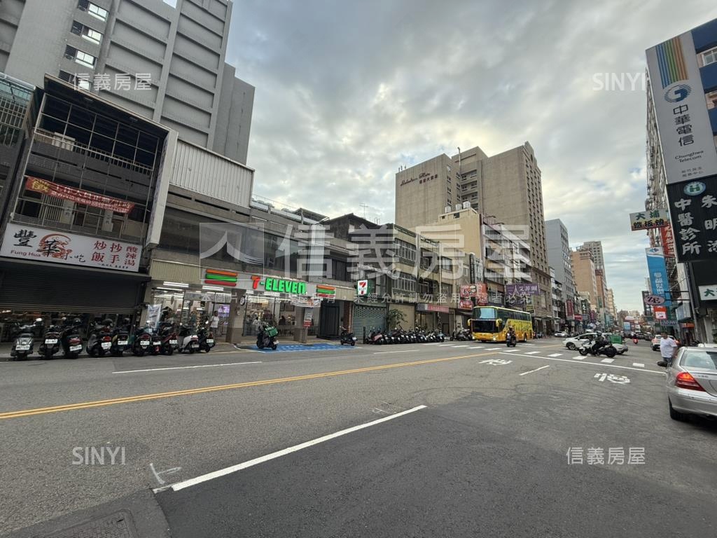 專任新竹巨城旁整棟投套房屋室內格局與周邊環境