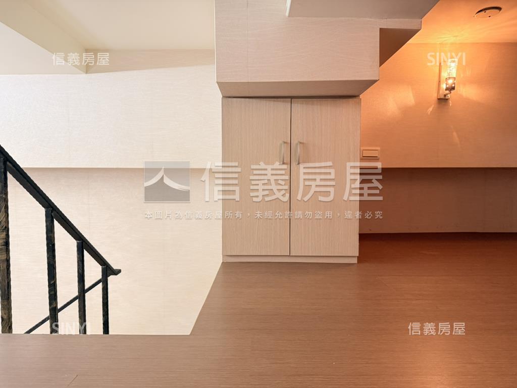 超級Ｆ１‧發財房屋室內格局與周邊環境