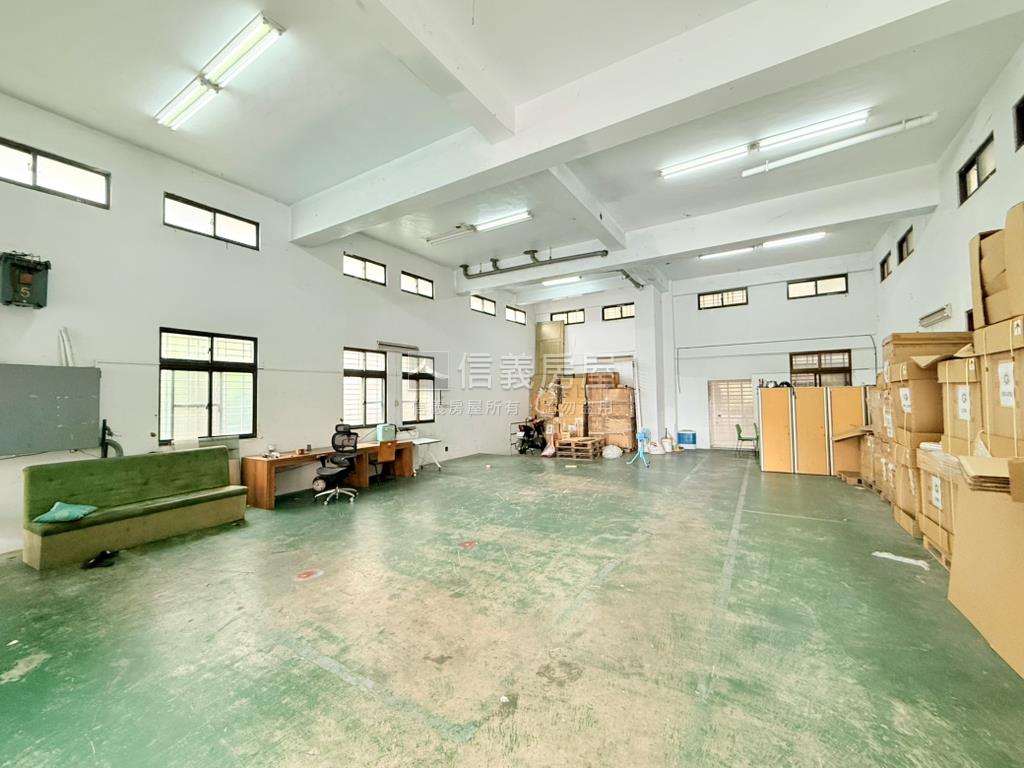 仁德大面寬廠辦企業總部房屋室內格局與周邊環境