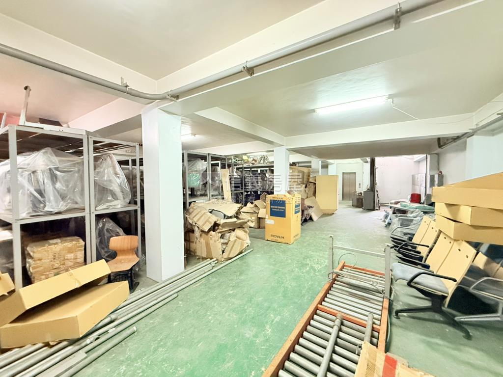 仁德大面寬廠辦企業總部房屋室內格局與周邊環境
