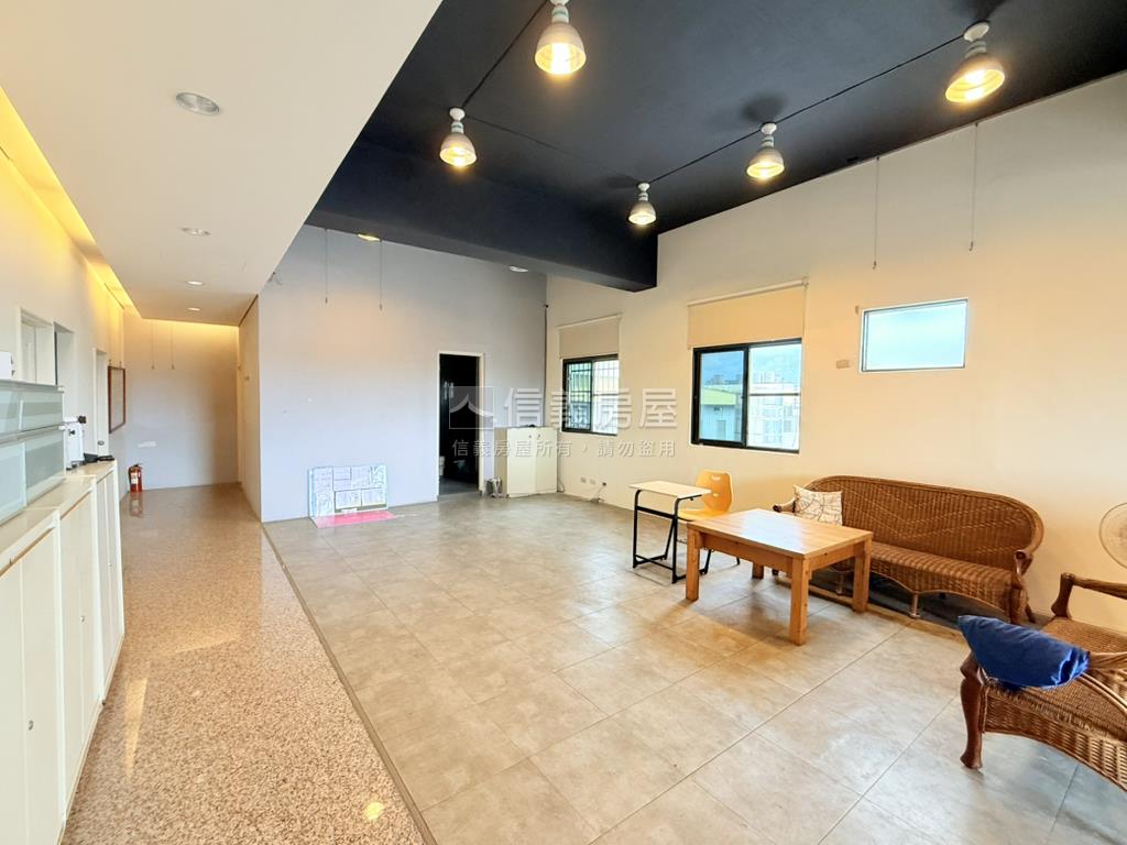 仁德大面寬廠辦企業總部房屋室內格局與周邊環境