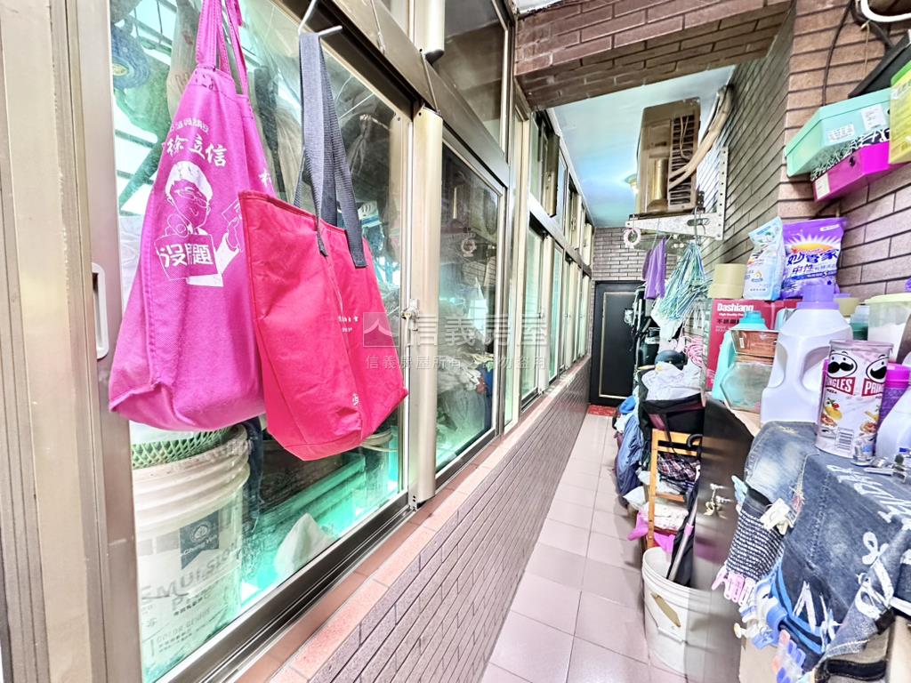 近未來萬大免爬高二樓房屋室內格局與周邊環境