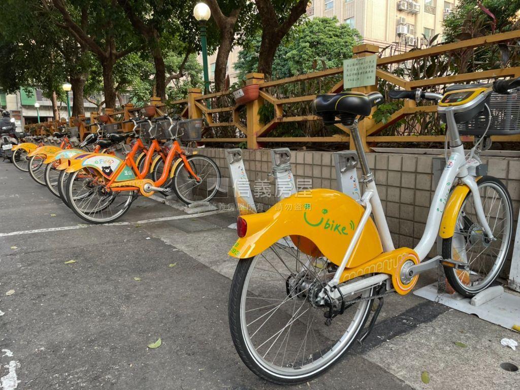 近未來萬大免爬高二樓房屋室內格局與周邊環境