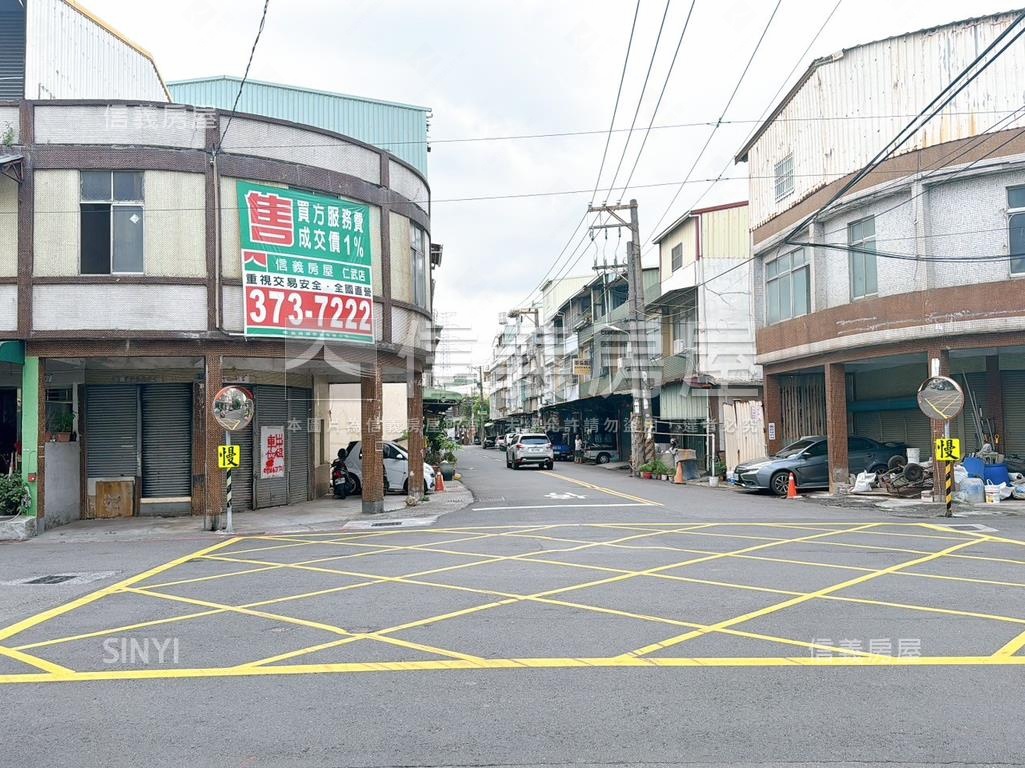 仁武大地坪顯眼角窗透店房屋室內格局與周邊環境