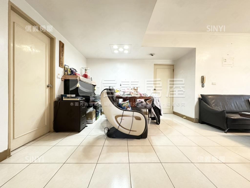 面１０１公園旁邊間靜綠宅房屋室內格局與周邊環境