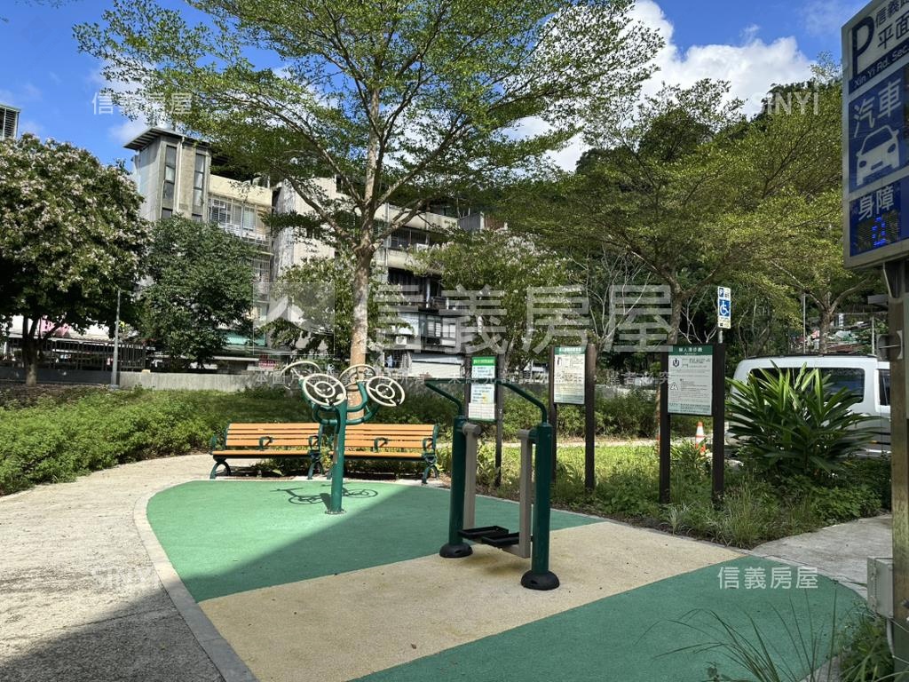 面１０１公園旁邊間靜綠宅房屋室內格局與周邊環境