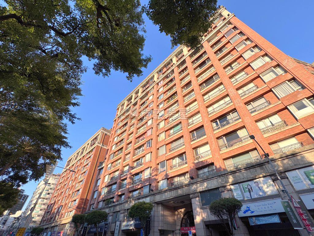 法國臻品三房車位稀有釋出房屋室內格局與周邊環境