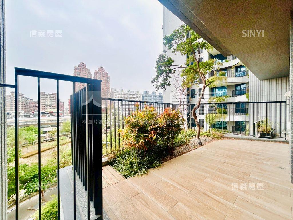 鉅虹映一彎綠面公園大平車房屋室內格局與周邊環境