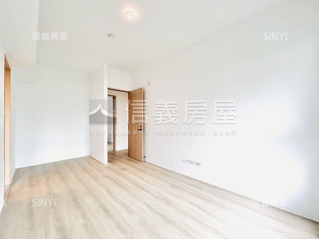 鉅虹映一彎綠面公園大平車房屋室內格局與周邊環境