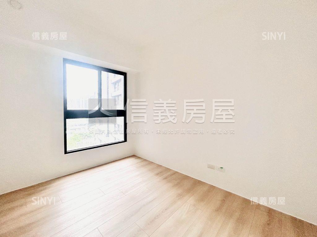 鉅虹映一彎綠面公園大平車房屋室內格局與周邊環境