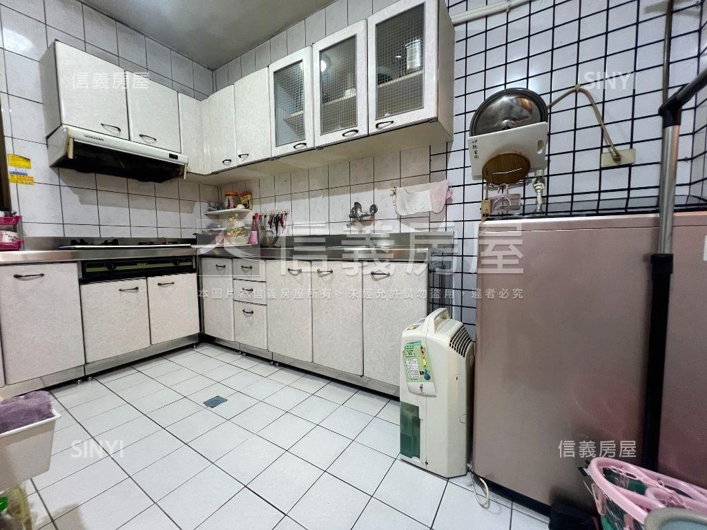 傳家之寶馥築三房雅居房屋室內格局與周邊環境