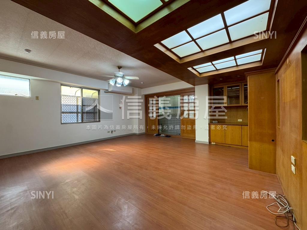 安平４房１室平車房屋室內格局與周邊環境