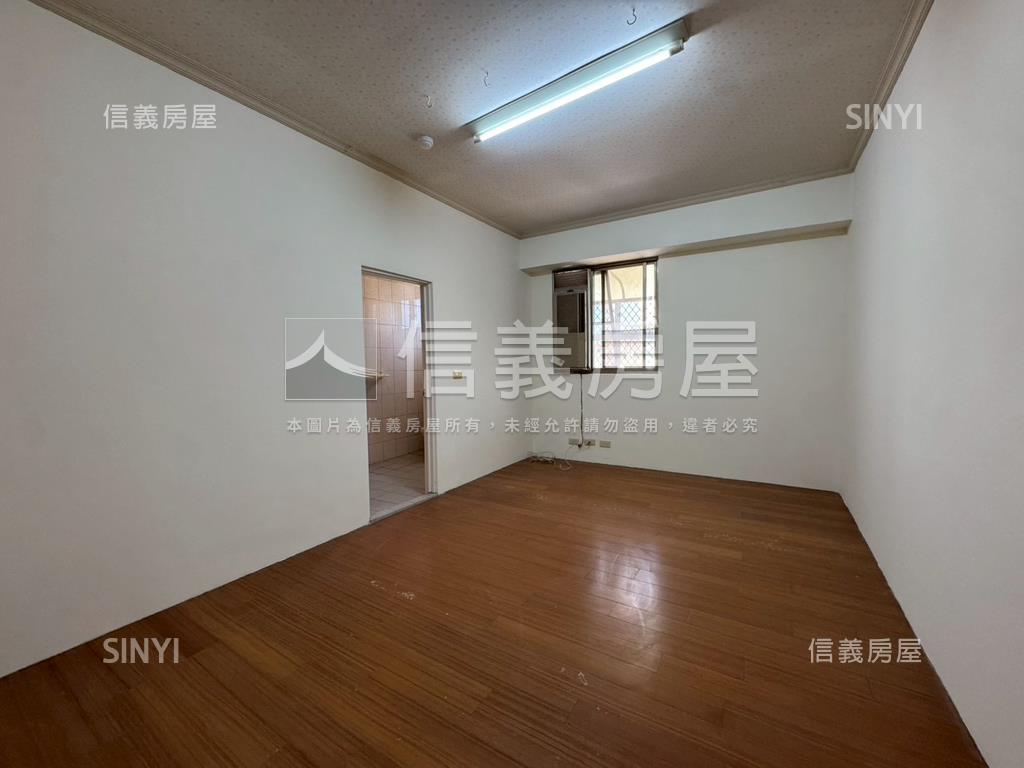 安平４房１室平車房屋室內格局與周邊環境