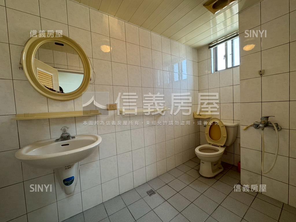 安平４房１室平車房屋室內格局與周邊環境