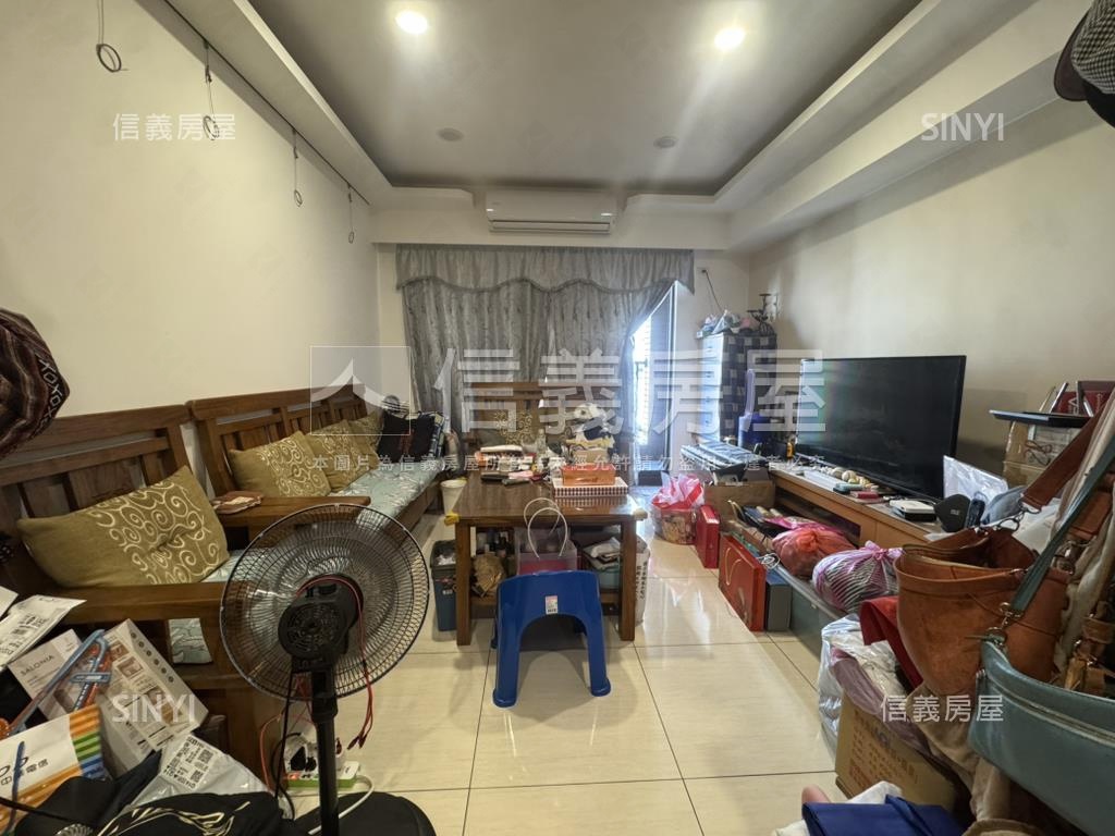 中高樓層三房車位裝潢美屋房屋室內格局與周邊環境