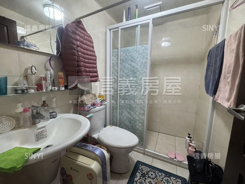 中高樓層三房車位裝潢美屋房屋室內格局與周邊環境