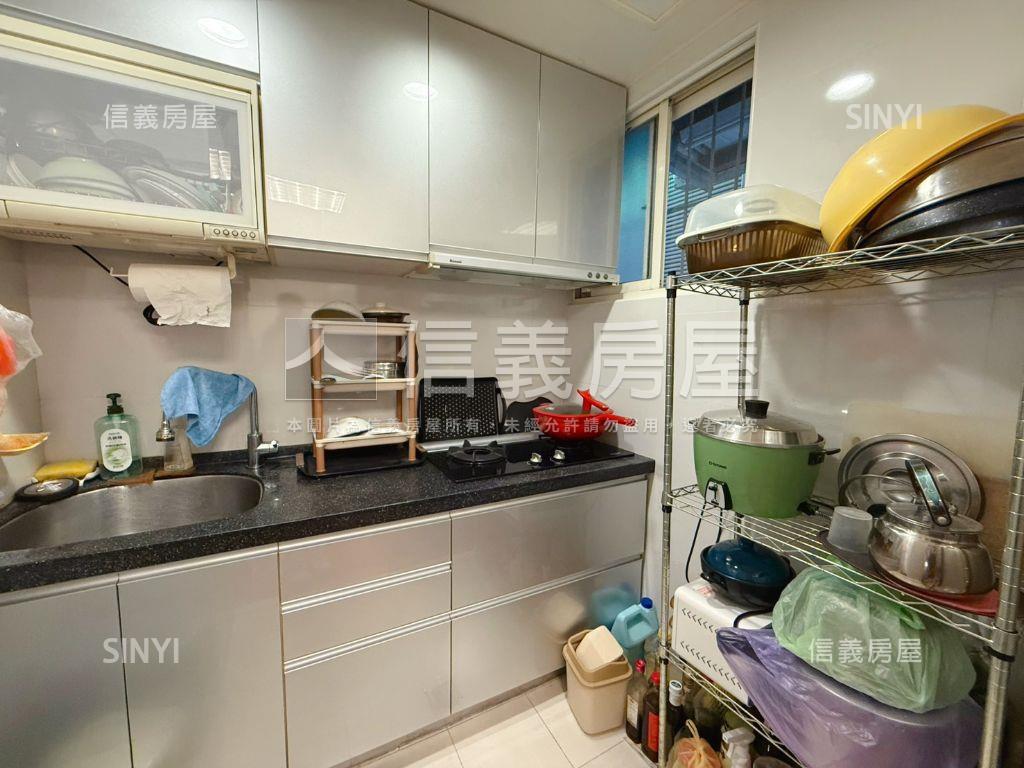 稀有⭐信義區大空間一樓⭐房屋室內格局與周邊環境