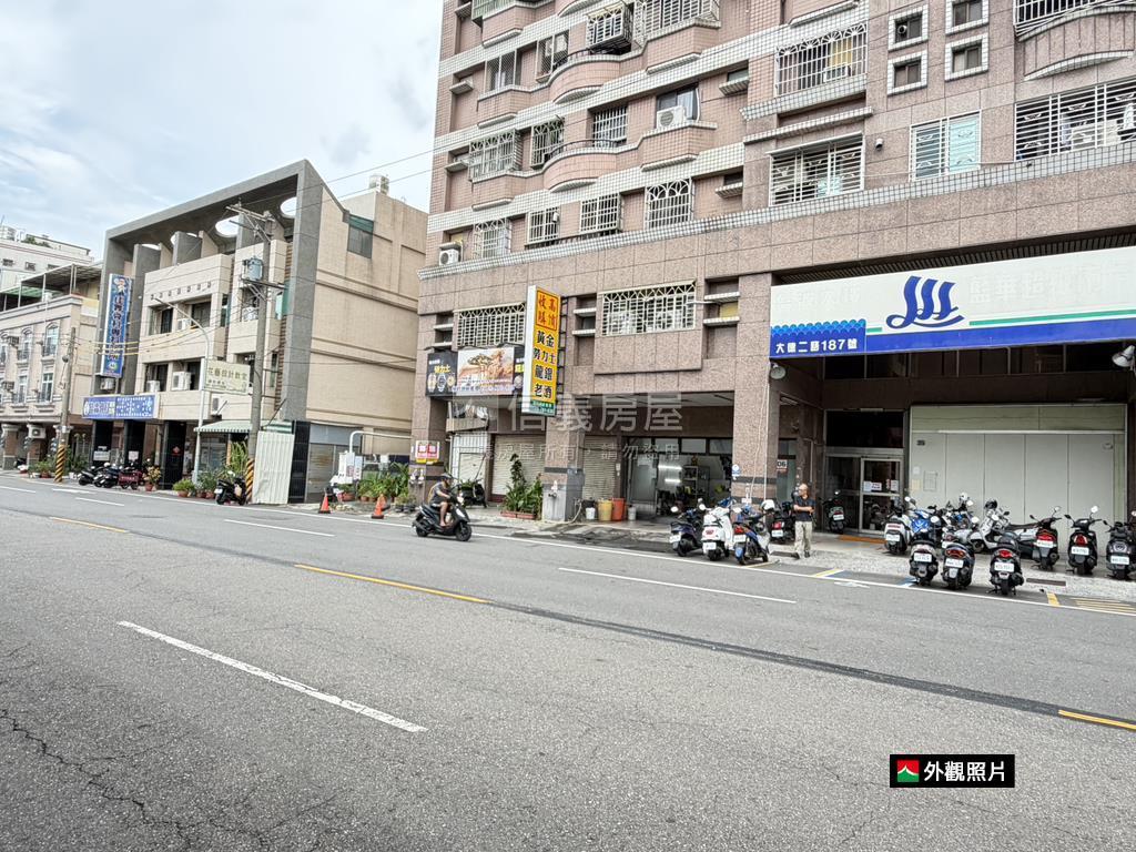 近岡山火車站稀有樓店Ａ房屋室內格局與周邊環境