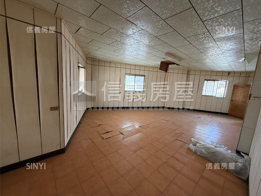 近副都心△透天房屋室內格局與周邊環境