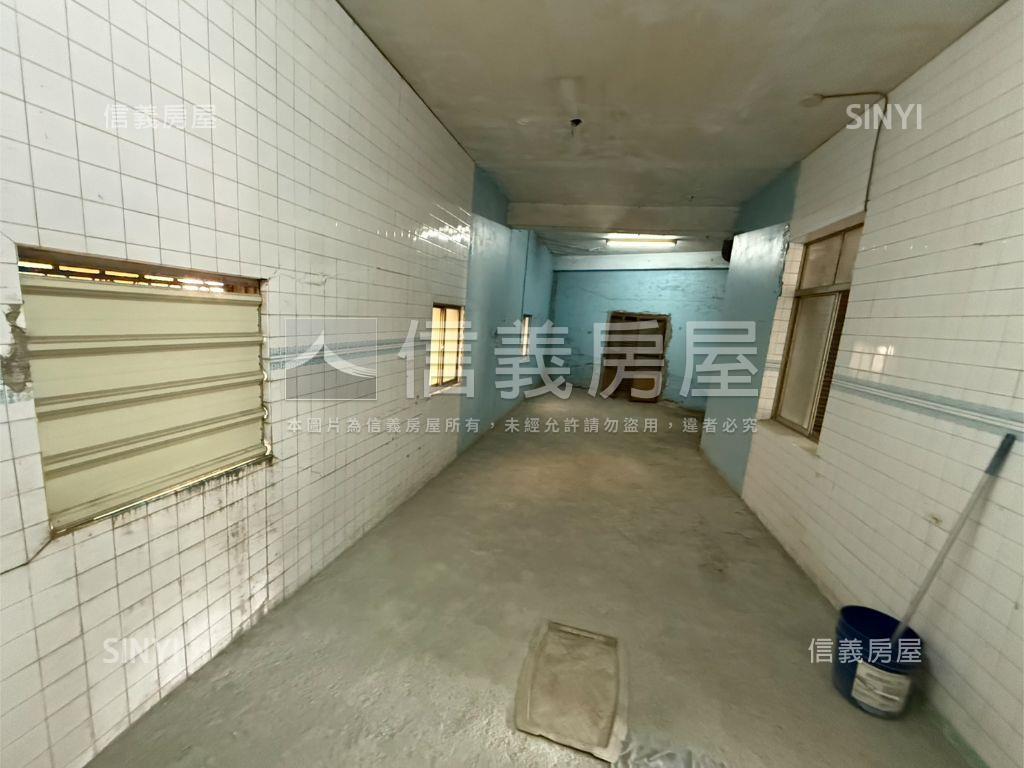 近副都心△透天房屋室內格局與周邊環境