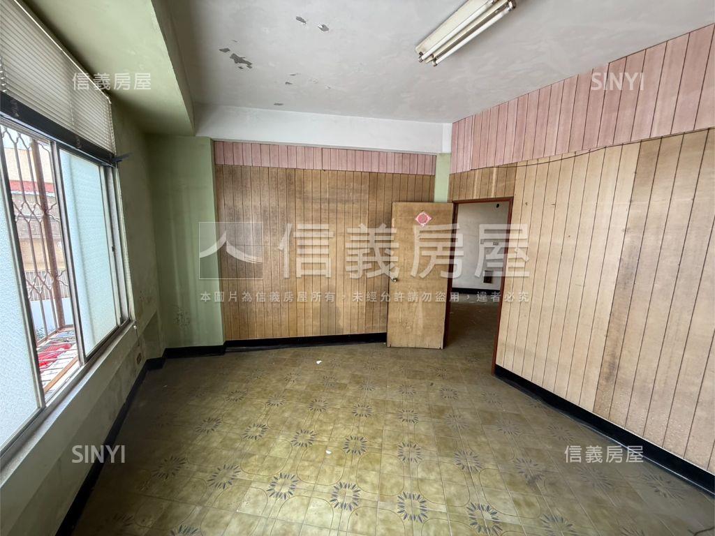 近副都心△透天房屋室內格局與周邊環境