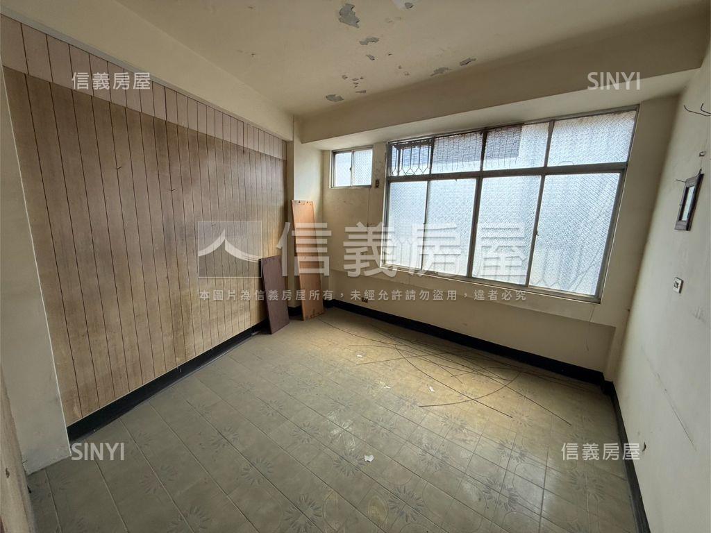 近副都心△透天房屋室內格局與周邊環境