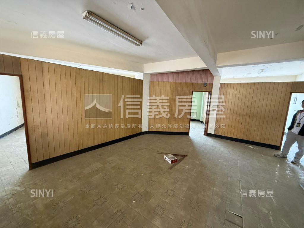 近副都心△透天房屋室內格局與周邊環境