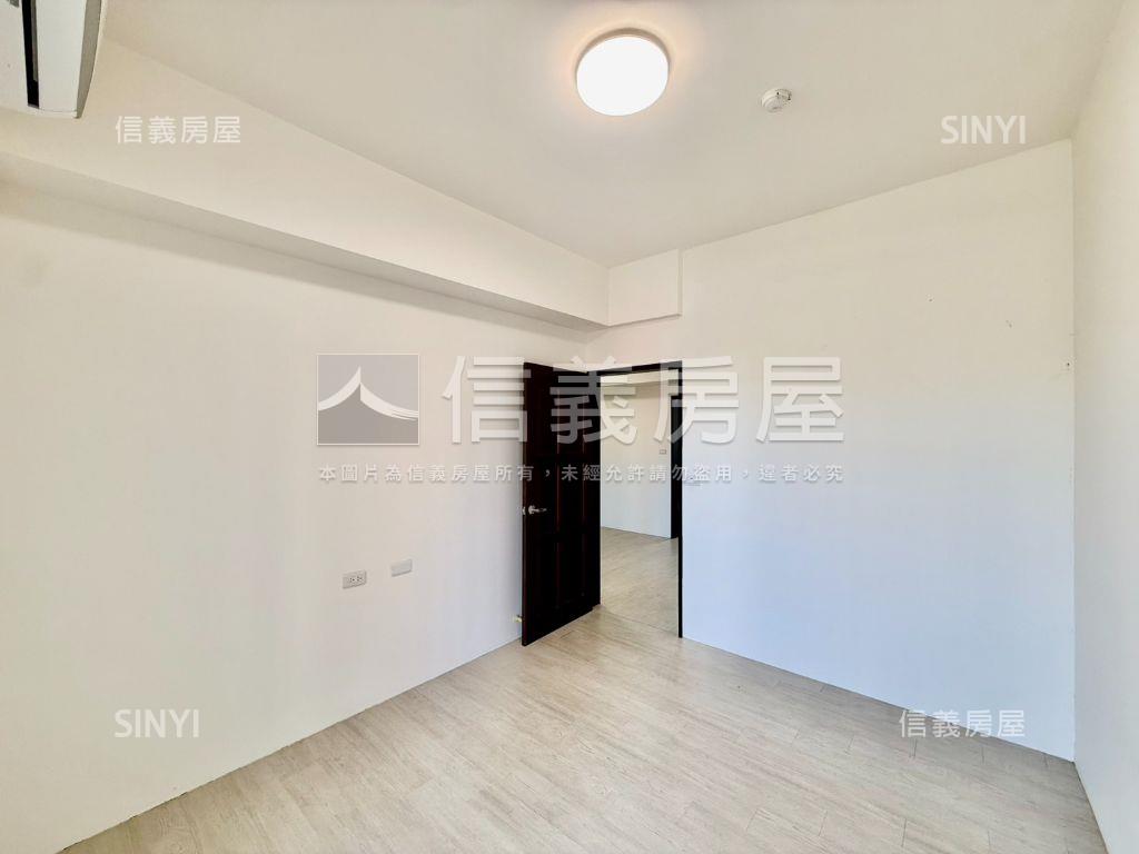 普羅旺斯‧近輕軌‧兩房房屋室內格局與周邊環境